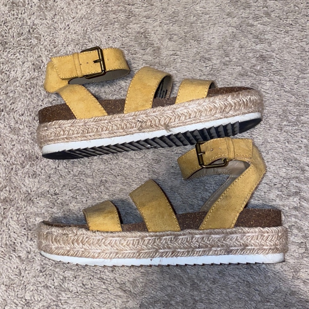 Espadrilles